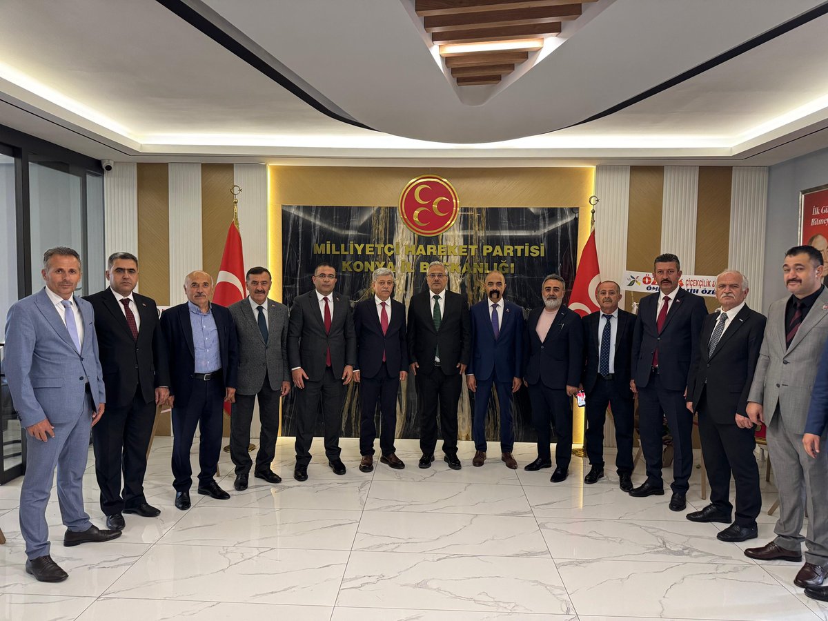 TurkavGenMrk's tweet photo. Genel Başkanımız Ebubekir Korkmaz, Genel Sekreterimiz Zeki Toptaş ve Genel Başkan Yardımcımız Erkan Yılmaz ,Genel Merkez yönetim kurulu üyemiz İlyas Gül ve TÜRKAV Konya Şube yönetim kurulu ile birlikte MHP Konya İl Başkanı Sedat Göncü'ye hayırlı olsun ziyaretinde bulundular. https://t.co/nciQF0mcnO