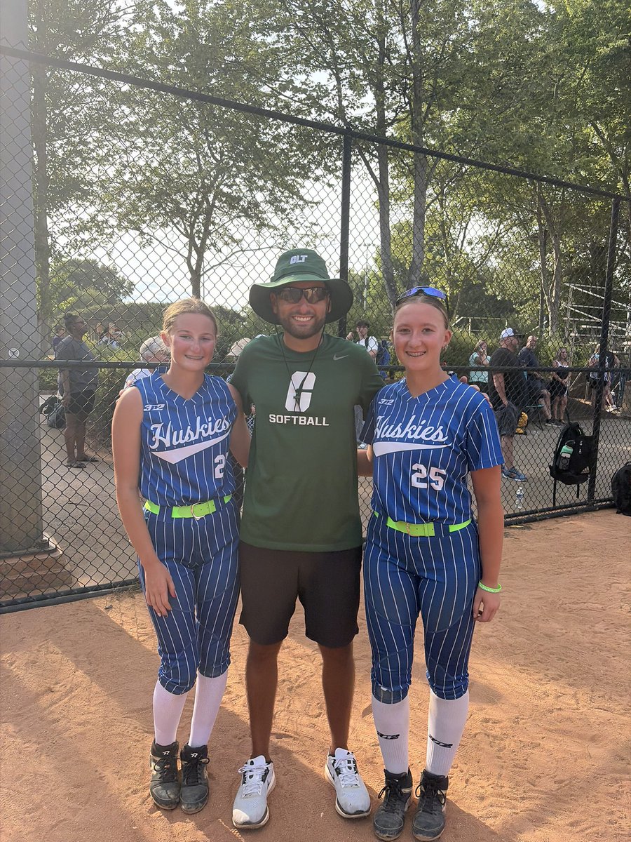 KenzieConley25's tweet photo. Thank you so much to @DDSBandEvents for hosting an amazing camp with tons of coaches. I had a great time learning from the different schools and getting in game action in the scrimmages. 

@EStateHuskies @esh16UHarris @Johnknopf10 @CoachPenny_OLY @3N2TeamClutch https://t.co/I78TYnfwWm
