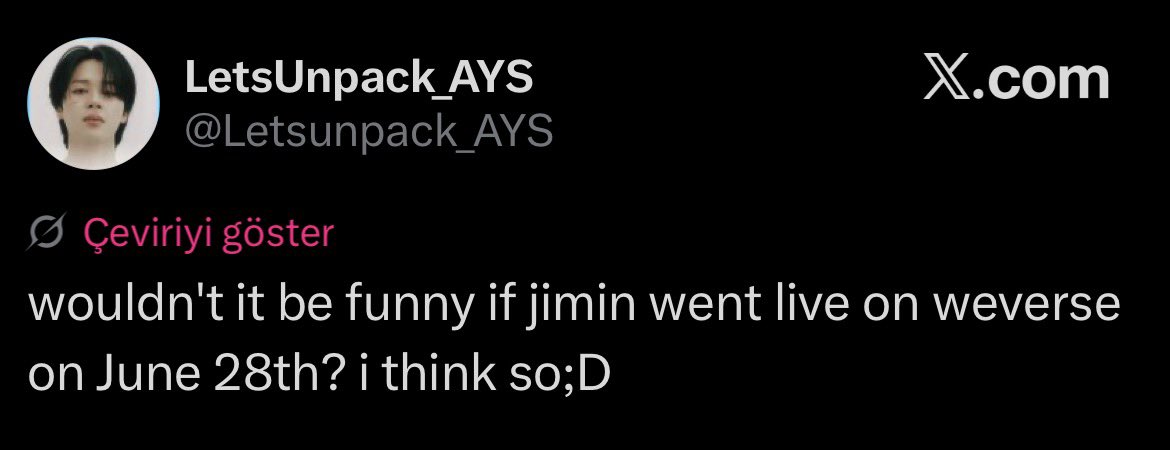 sceneryforthv's tweet photo. they still haven't been able to forget even the live that started hours after their idols fashion show😭😭 that’s what an obsession is https://t.co/el02cg4qC1