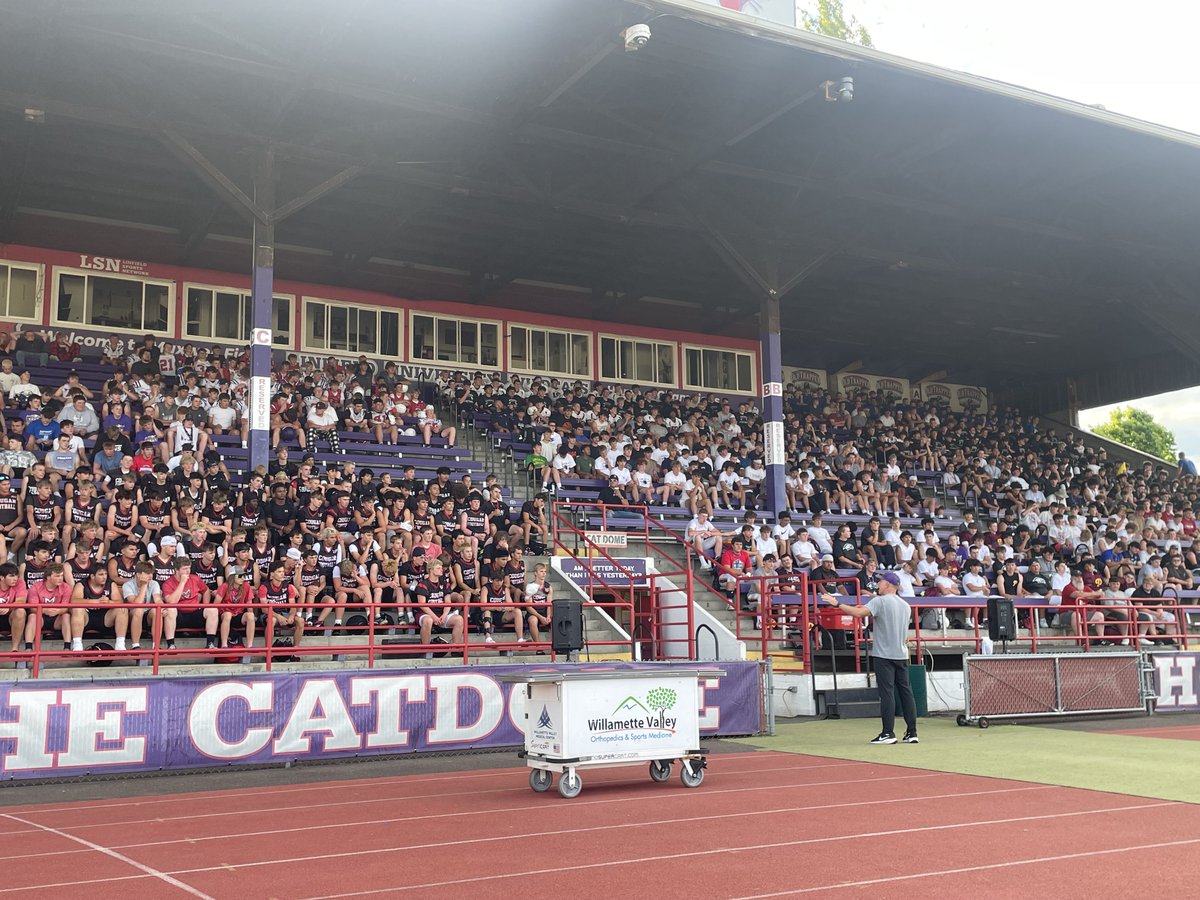 CoachSmithCats's tweet photo. Thank you to all who came to our team camp this year.   It was an honor to work with you.    Gentlemen, Best of luck this season.  Keep training! https://t.co/HRS8tHWol1
