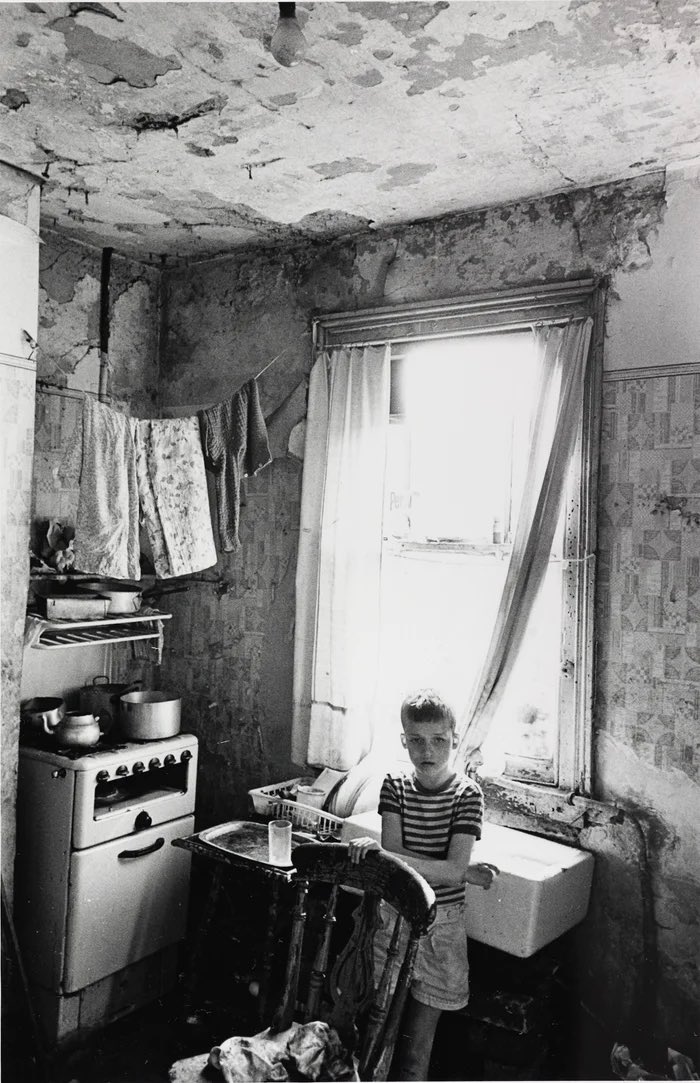 EFCevie's tweet photo. it’s easy to romanticise the past when you only show the rich parts https://t.co/3ELviiJFBJ