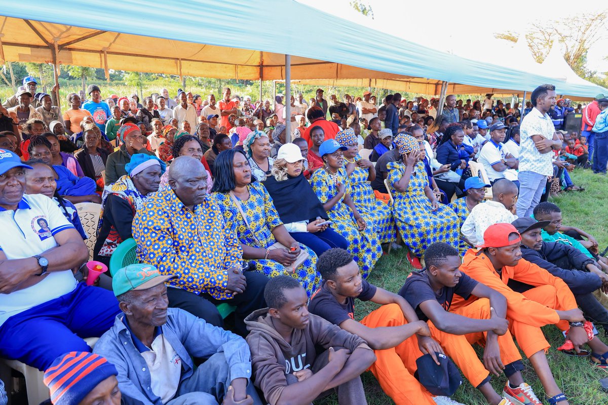 Wavinya_Ndeti's tweet photo. My sincere appreciation to the residents of Kangundo for turning up in large numbers for our public engagement forum in Mavindu Village as we concluded our development tour of Kangundo Central Ward.

Your warm reception, valuable contributions, and continued support inspire us to keep delivering people-centered development that reflects your needs and aspirations.

Together, we will achieve our shared vision of "Chakula Mezani, Pesa Mfukoni." Asanteni sana!