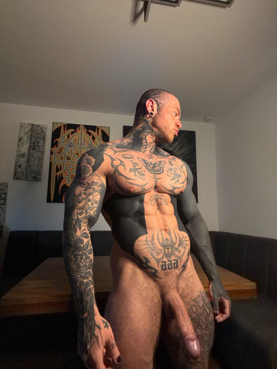 bakiisback's tweet photo. smash or pass https://t.co/NKUORlUv75