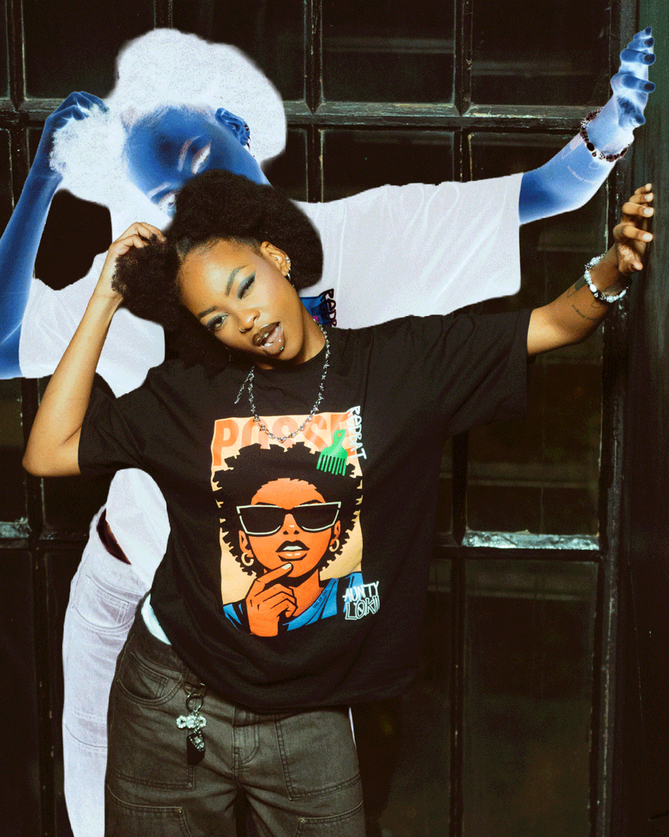 sportsceneSA's tweet photo. Your style can take you places. Just ask Aunty Lokiiπ π₯
What started as a styling competition turned into a collection of her own.
Shop the Aunty Loki x Redbat collection exclusively in sportscene stores, Bash mobi app & online: https://t.co/dZSYGKkzC7
#RedbatPosse #RDBTPosse
