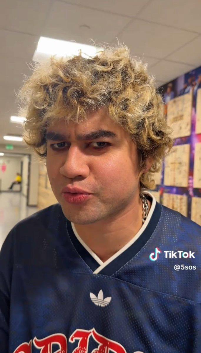 CallOutCalPal's tweet photo. they… they poofed him…… https://t.co/DSrJIpULeY