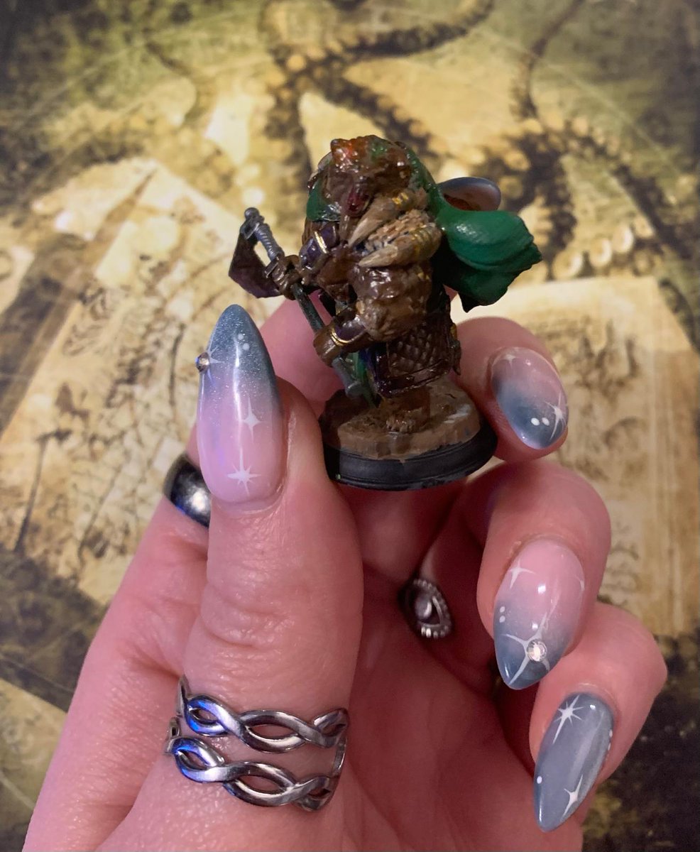 gracesmitharts's tweet photo. I got gifted a Mini-Me!💜⁛ https://t.co/Bkm6XwEQvK