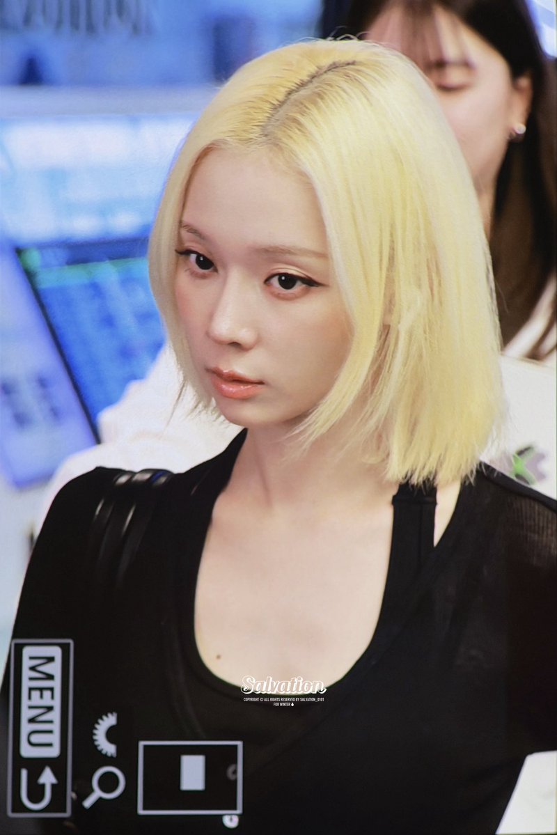 salvation_0101's tweet photo. 260627
#에스파 #윈터
#aespa #WINTER https://t.co/OVIhyaqwj6