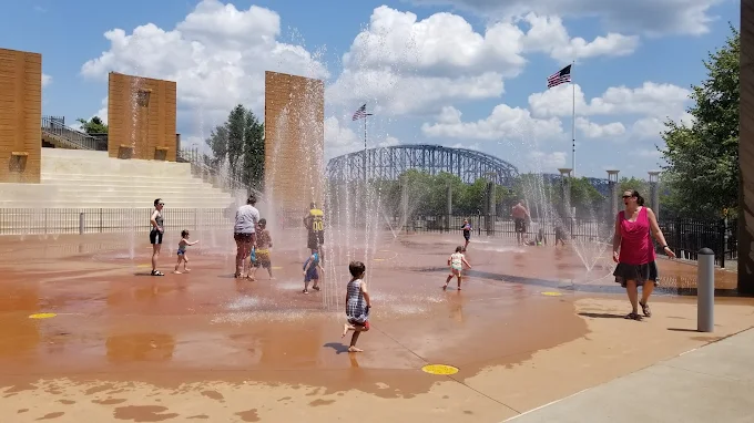 cityresearch's tweet photo. @photoconceptart looks like its a "sprayground" now https://t.co/lHJjj4YN8O