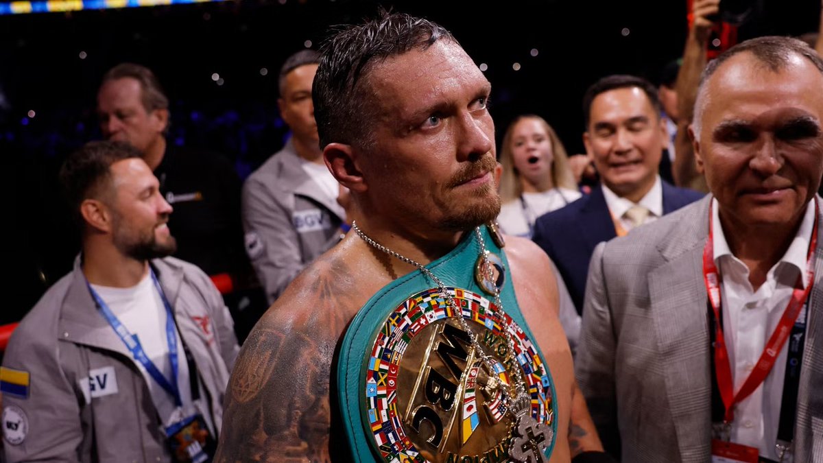 UKPapers_'s tweet photo. BREAKING: Oleksandr Usyk Vacates All of His World Heavyweight Titles

"I want to vacate all the belts that I currently hold to make them available for the guys next in line to fight for them. Friends, I'm leaving the belts but not the sport because I still have my last dance". https://t.co/iI0XRv0kT7