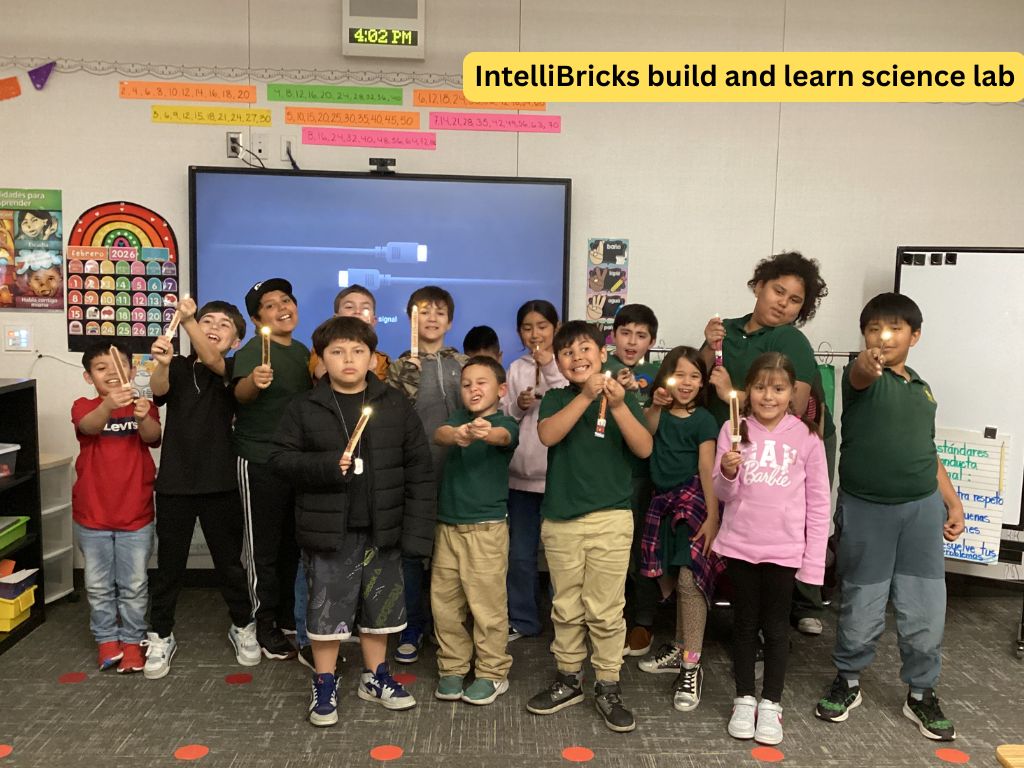 IntelliBricks's tweet photo. Unlock the Inventor Within! ⚙️Our Applied Science Lab transforms curiosity into real-world innovation as students design, build, and test hands-on STEM projects. 

Ready to spark your child's creativity? Secure their spot today at https://t.co/ItPCdBd6nR! https://t.co/GpUGiz8H27