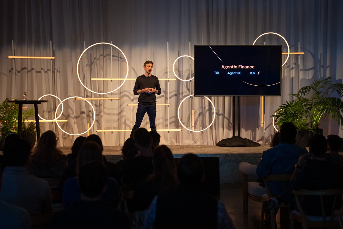 airwallex's tweet photo. Yesterday was a big day for us! We announced our Series H and got to celebrate with some incredible voices in the room.

Thank you to our panelists from @Google, @AnthropicAI and @Visa for the conversation and to everyone who joined us. https://t.co/RyaFt8iQ0A