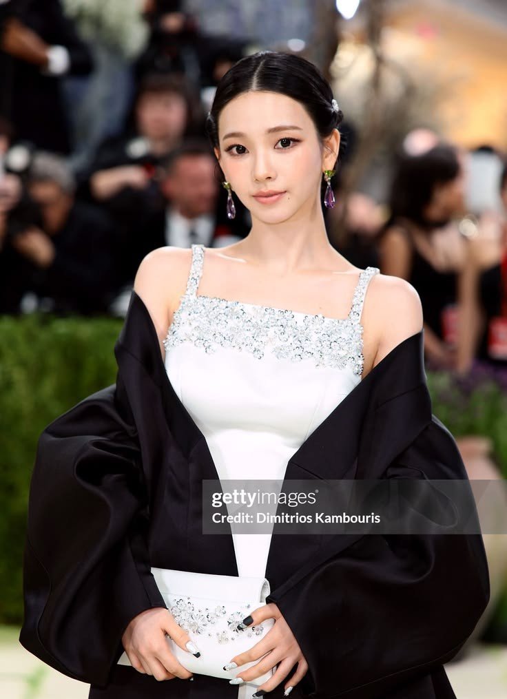 rinasgirl's tweet photo. karina on getty images vs on instagram https://t.co/JbmdecpF73