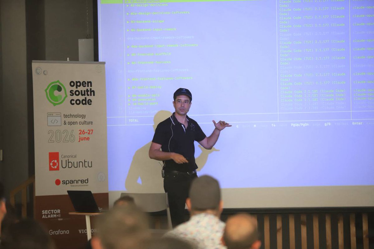 OpenSouthCode's tweet photo. 💼 @AIMalaga presenta una app gratuita para la comunidad: Career Advice in the Age of AI. Analiza tu CV o perfil de LinkedIn y recibe recomendaciones para tu carrera, con Adrian Tineo. #OpenSouthCode26
https://t.co/qGQrw5CmhC https://t.co/LkOqpLyOBj