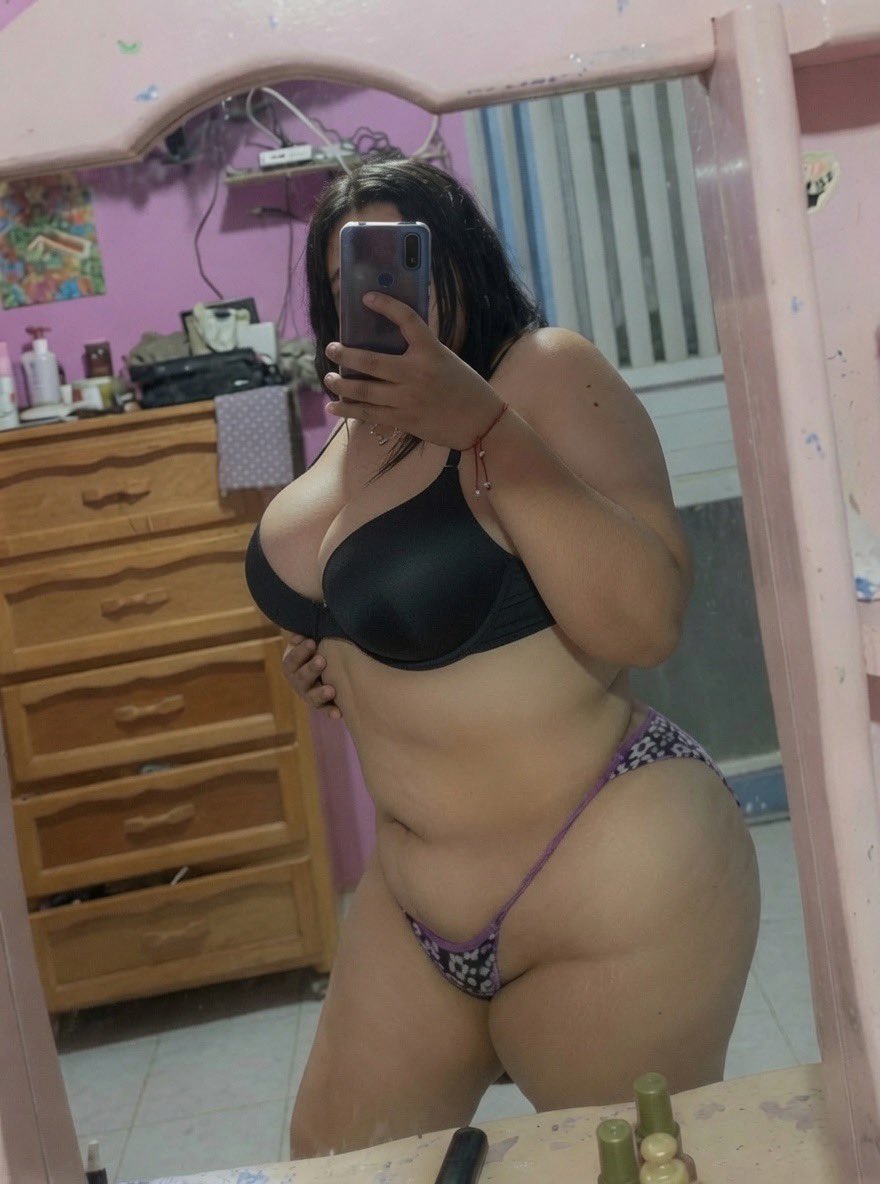 KarenMYw2's tweet photo. Ando en Puente si me ven háblenme no muerdo 🔥🥵 https://t.co/Fyd1yE5Fpn