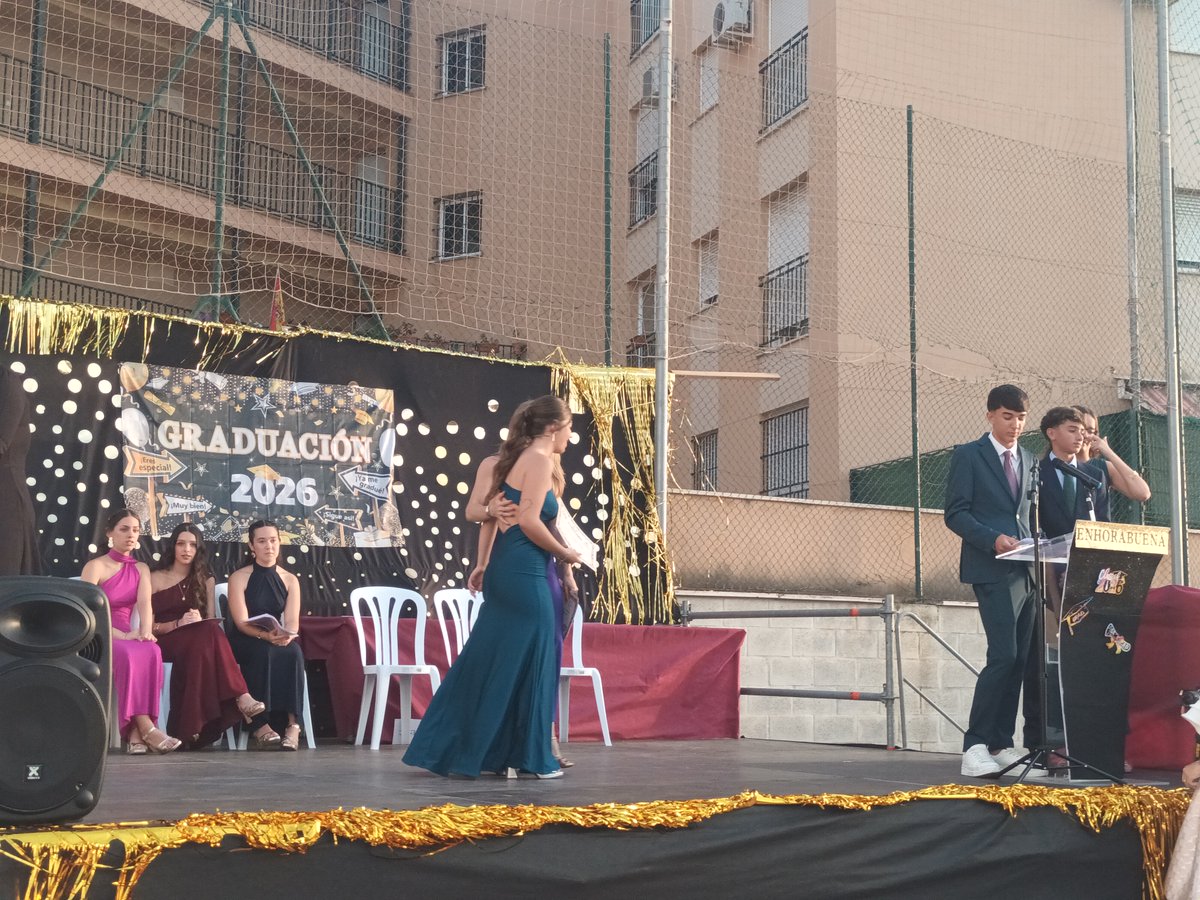 iesAlmenara's tweet photo. Desde el IES Almenara agradecemos la colaboración del Ayuntamiento, el apoyo inestimable del AMPA, la confianza de las familias y la implicación buen hacer del profesorado y la Directiva del Instituto.

Orgullosos de nuestros chicos y chicas. 

¡¡ Felicidades !!. https://t.co/V0VXK7hE5X