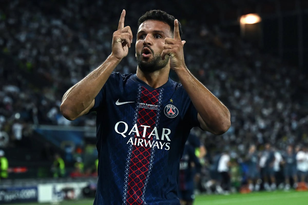 MediaParisien's tweet photo. 🇵🇹 Gonçalo Ramos au PSG :

⭐️⭐️ 2 Ligue des Champions.
🏆 1 Supercoupe de l’UEFA
🌍 1 Coupe intercontinentale
🇫🇷 3 Trophées des Champions.
🇫🇷 3 Ligue 1.
🇫🇷 2 Coupe de France.

👕 125 matches. 
⚽️ 43 buts.
🎯 8 passe décisive. https://t.co/ELZ69ts9m2