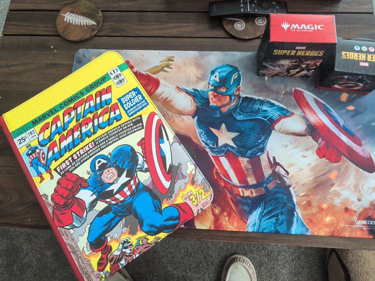 MASTAKAZ's tweet photo. @WizardsMTG @MarvelStudios @Marvel The journey to collect all the @CaptainAmerica cards begins today. @Gamegenic_ https://t.co/jrxA8S4Drc