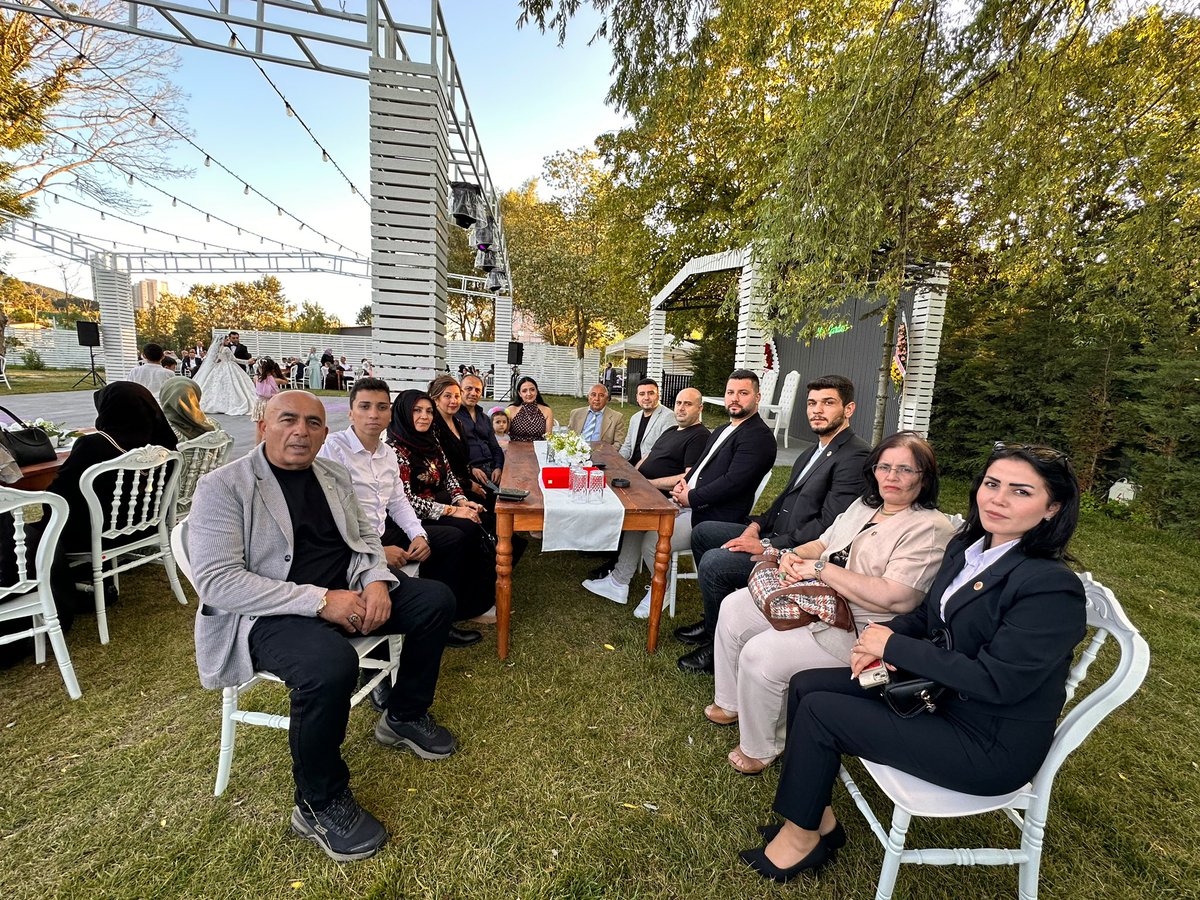 mhp_maltepe's tweet photo. Milliyetçi Hareket Partisi Maltepe İlçe Başkanlığı olarak, İlçe Başkanımız Sn. Aykut Doğan ve İlçe Yöneticilerimiz ile birlikte Fatih ve Melike çiftinin Düğün merasimine katılım sağladık.
İlçe Başkanımız Sn. Aykut Doğan, bu anlamlı günde nikâh şahidi olarak yer aldı.
Fatih ve Melike çiftini tebrik ediyor, kendilerine ömür boyu sağlık, huzur ve mutluluk dolu bir yuva diliyoruz. Rabbim bir ömür boyu  birlikteliklerini daim eylesin.
@aykutdogan91