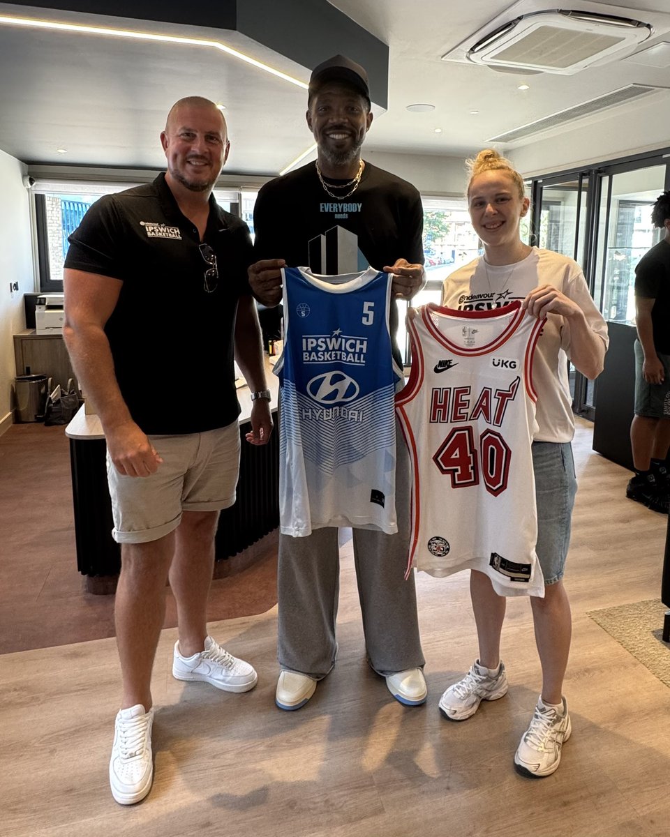 IpswichTown's tweet photo. 🤝 Great to welcome former Miami Heat star, Udonis Haslem, to Portman Road alongside Ipswich Basketball club! ⚽️🏀 https://t.co/uy4hrVyS9u