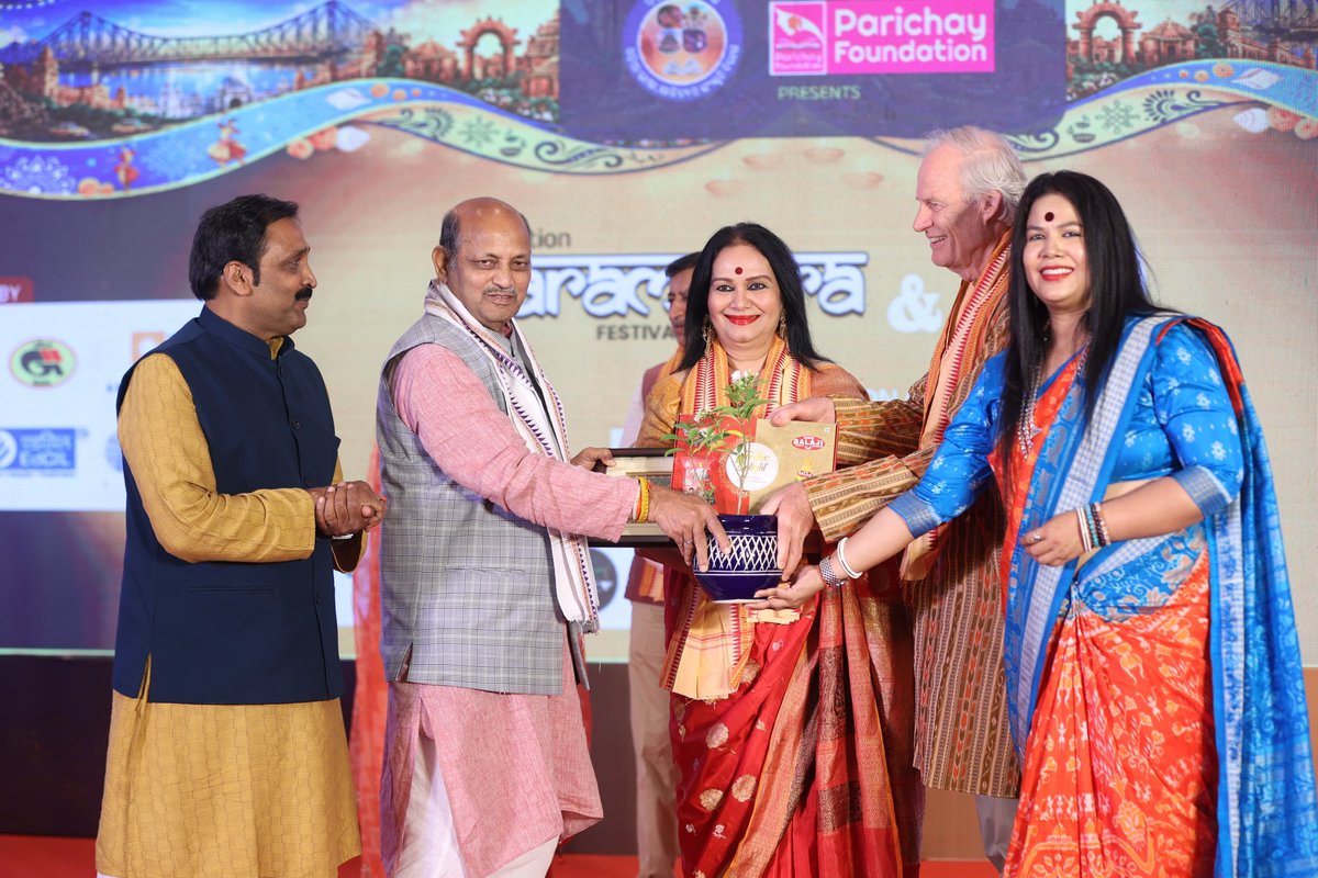 rosalinpatsani's tweet photo. Day-3-Parampara festival 2026 organised by #parichayfoundation followed by SHRIE Awards ceremony. #rosalinpatasanimishra https://t.co/qn38u6Ml6x