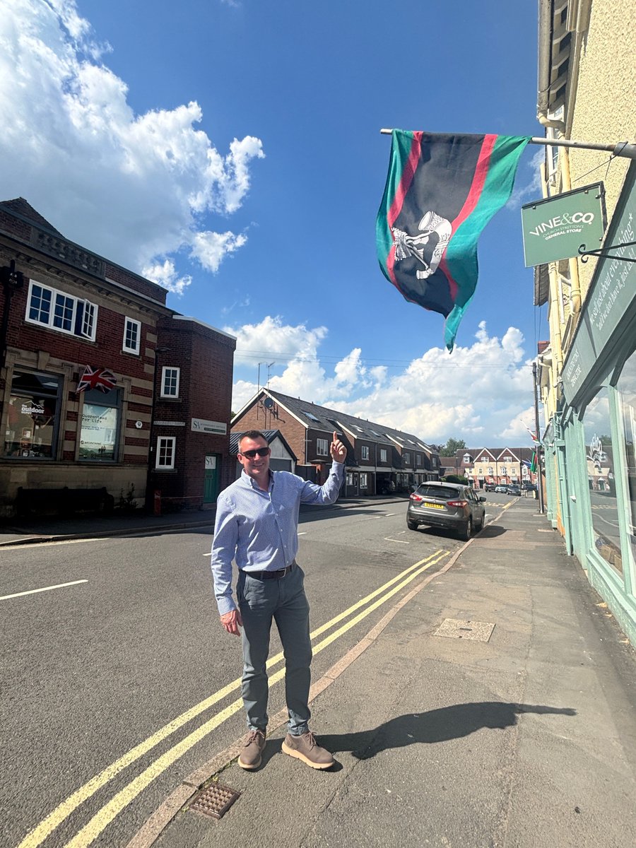 _AndersonStuart's tweet photo. Proud to support two great institutions: The Rifles and local businesses like Vine &amp; Co. here in South Shropshire.

Fitting to share this on the Friday of Armed Forces Week, a chance to recognise all who serve and have served.

#ArmedForcesWeek2026 #SwiftAndBold https://t.co/yygpBNySy1