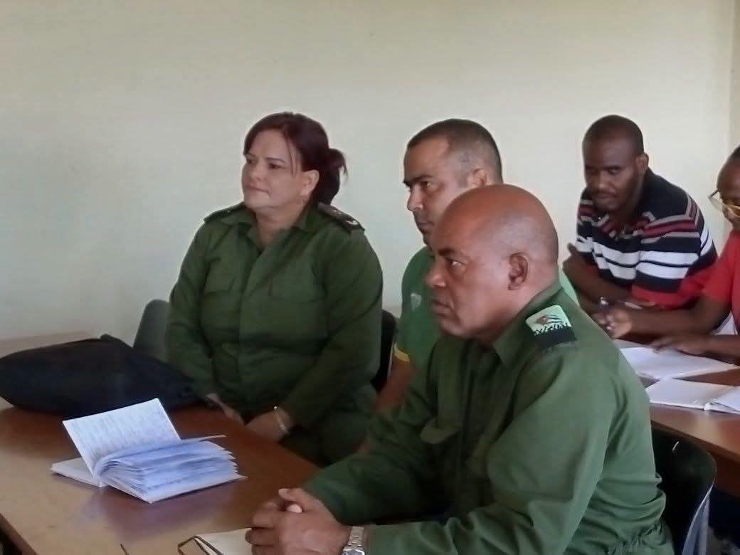 YamileRamosCord's tweet photo. En la Zona de Defensa Cuba Libre, participamos en las actividades de prevención para la defensa. #UnidosXCuba #PinardelRío https://t.co/lZt6C8KLyW