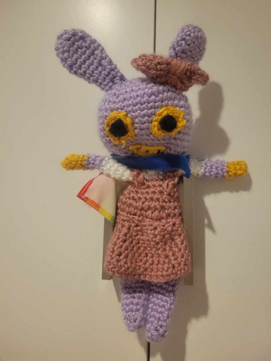 fairy_drawsdb's tweet photo. @Salayley I knew it was unlikely theyd make one so i made my own, im lucky i know how to crochet. She isnt perfect but i made her and im happy with how she came out https://t.co/3vPAf6yB0p