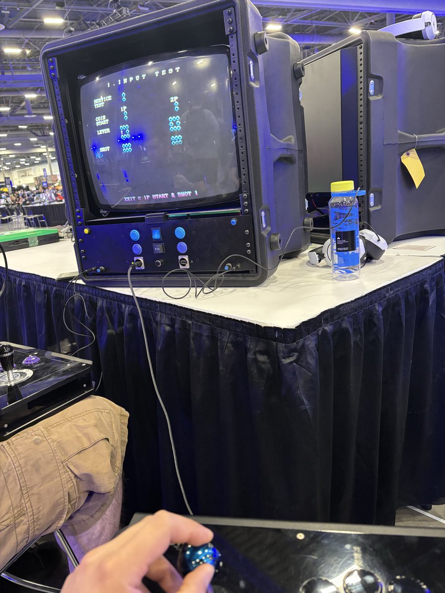 snuggleguns's tweet photo. Stick issues, hold up left diag is flaking out. https://t.co/RIShESxnif