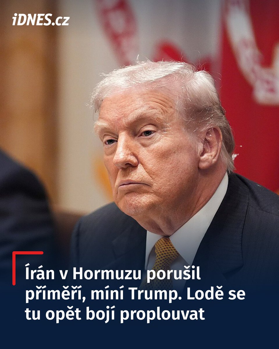 iDNEScz's tweet photo. Útok na nákladní loď v Hormuzském průlivu v pátek americký prezident Donald Trump označil za hloupé porušení příměří ze strany Íránu. Neuvedl, kdy se útok stal, jeho popis se ale podobá informacím známým o čtvrtečním incidentu. 

👉 https://t.co/EdYHimRaaB https://t.co/ObewdCHIVL