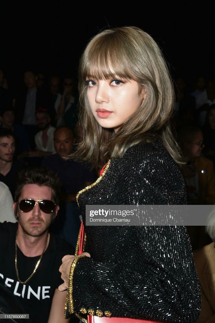 lalisaorbit's tweet photo. Lisa is never failing the Getty test https://t.co/nickyGAvlY