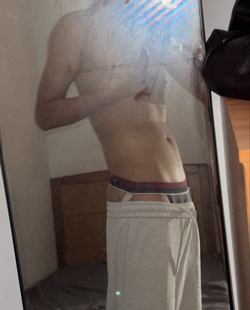 _atsukiii_'s tweet photo. too shy to post the whole thing https://t.co/1tJqDZzphk