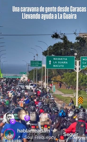gabyarocha's tweet photo. Uno puede haber criticado al presidente Bukele🇸🇻 por algunas actuaciones, pero hoy agradezco mucho esto que está haciendo por los venezolanos.
Uno puede haber criticado a los motorizados, pero nos dan una demostración de solidaridad que emociona. 
GRACIAS https://t.co/6JJ0hUuLFa https://t.co/XabXN7QMr8