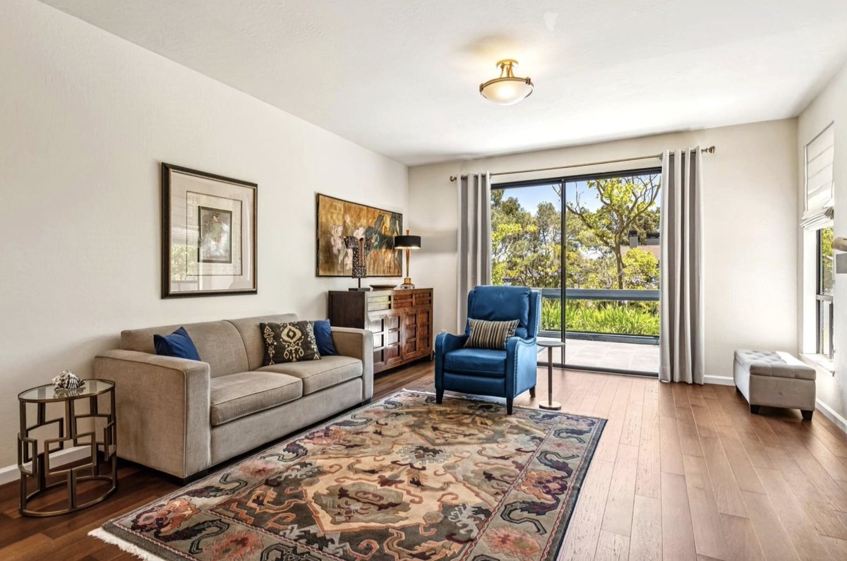 WinklerREG's tweet photo. 🏡 #Richmond $659K 📍3300 Southridge Dr 📅 Sat &amp; Sun 1:30–4:30

🌺 3bd/2.5ba #townhome w/ #skylights &amp; #deck.

🍍 Pools, spas, tennis &amp; 2-car #garage!

🚪 https://t.co/EHHizKhfPe

Mala Mahlebashian | DRE# 01886058 | 📱415-407-7561

#WinklerREG #OpenHouse https://t.co/4JJAgi1B4Z