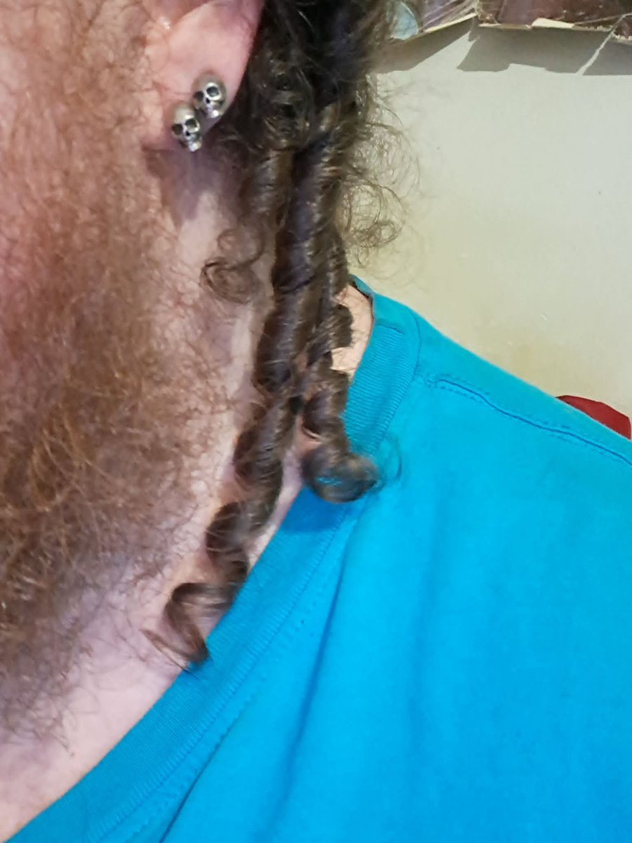 Unicron_Hound's tweet photo. The Little Debbie curls are strong today, I love my hair, but these get annoying at times. https://t.co/zNTOIHkmob