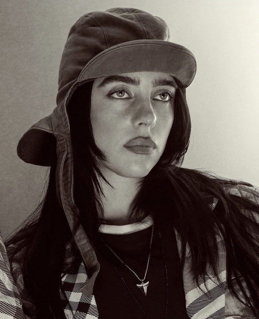 Billie Eilish Charts tweet media