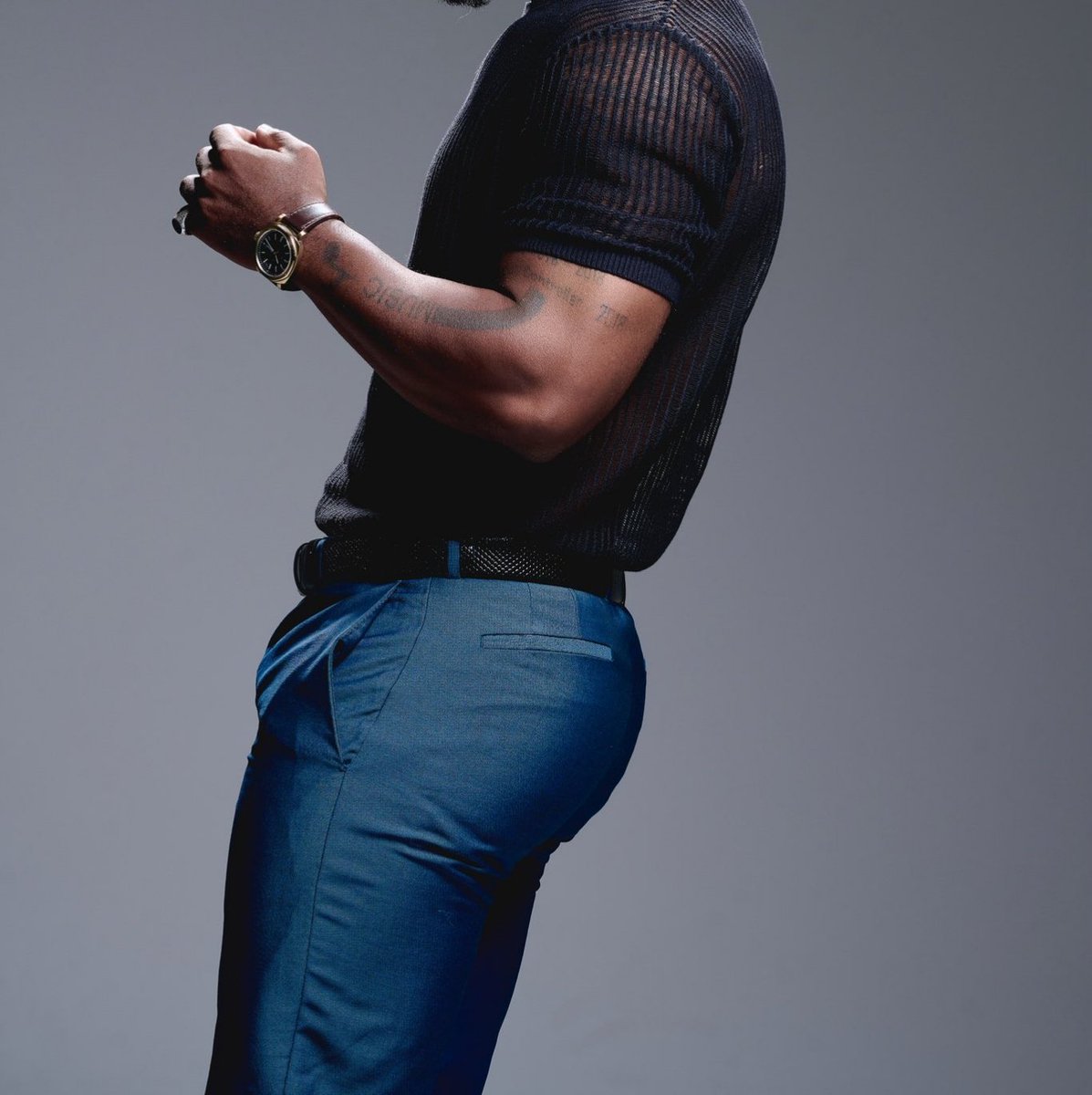 realnorma_kay's tweet photo. Body so iconic you don't even need the face to recognize him👀

Can you guess who it is @grok https://t.co/5nTMqZyvdR