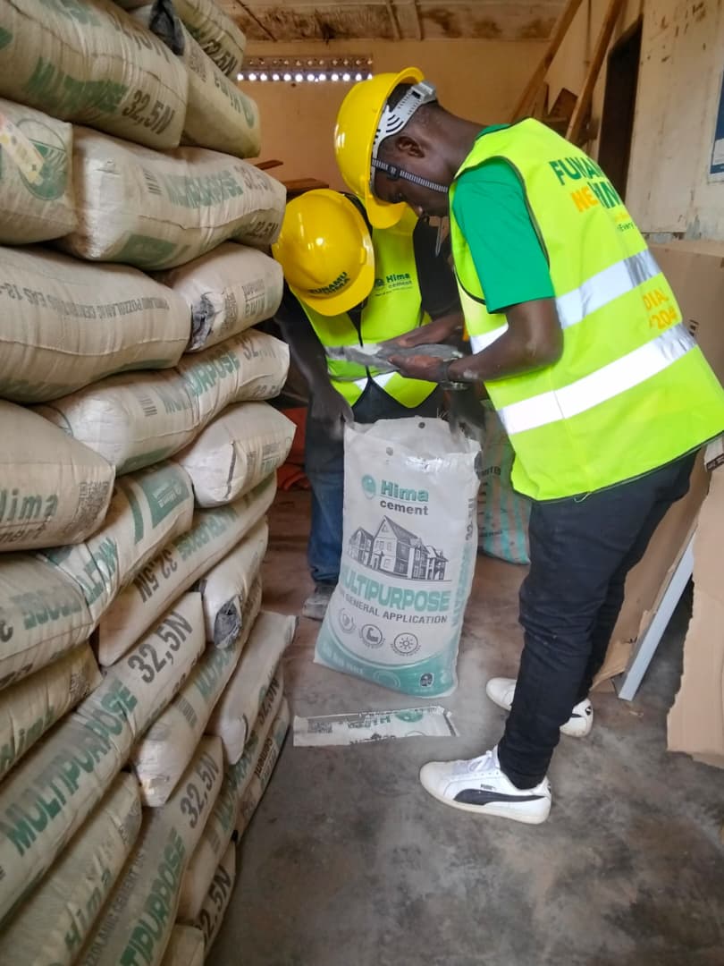 Beinomugisha_'s tweet photo. Did you know your next bag of cement could earn you cash? Buy Hima Multipurpose Cement, find the unique code at the bottom of the bag, dial *204#, submit your code, and receive cash rewards directly to your Mobile Money at the end of the month. The more codes you submit, the more you earn. 

#HimaCement || #HimaMultipurpose #FunamuNeHima
