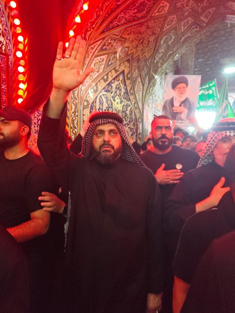 lasaydu511's tweet photo. سماحة الشيخ الأمين يُشاركُ جموعَ المؤمنين في شعيرةِ ركضة طويريج، في كربلاءَ المقدسة.
#الحسين_نهجنا https://t.co/klWklR2ng6