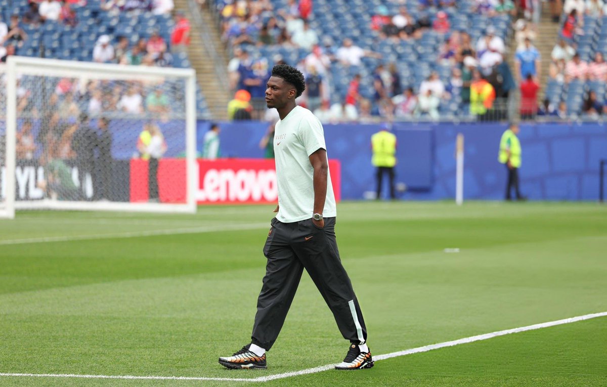UtdXclusive's tweet photo. 🚨 NEW: Aurelien Tchouameni is not in Josè Mourinho’s plans - he could leave Real Madrid in the summer transfer window. 

[@NicoSchira] https://t.co/UEV55KGBEg