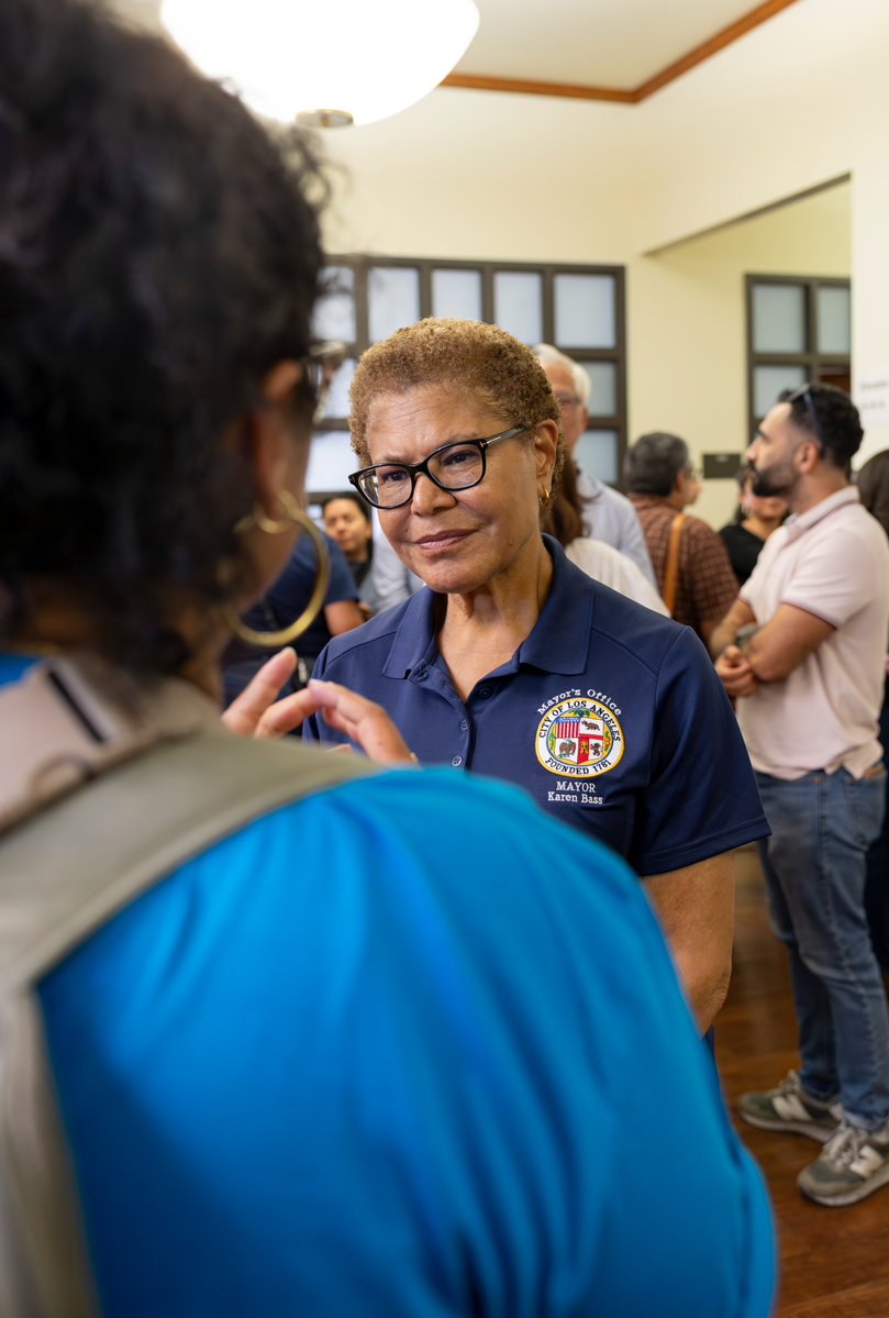 MayorOfLA's tweet photo. This week, I met with community leaders in Boyle Heights to listen. I am grateful to everyone who spoke up, shared their experiences, and made their voices heard. Your voices are shaping what comes next.

I know Boyle Heights. I've worked with community organizations here throughout the years, and I stand firmly with you today. Alongside Councilmember Jurado and Supervisor Solis, you have my commitment that I will fight to get this community the resources, support, and investment it deserves.

As air quality conditions and advisories have changed as firefighters have made progress, one thing has remained true: smoke is smoke, and I know many people in this community are suffering because of it. Please continue to take your health seriously, especially if you have asthma or other respiratory conditions.

The people of Boyle Heights know this fire did not happen in a vacuum. Environmental hazards have too often fallen on communities like this one. We will hold those responsible accountable, and the recovery of Boyle Heights will be shaped by the people who call this community home.

We are moving quickly to bring mobile health clinics to Boyle Heights, and I will soon be issuing an Executive Order to mobilize additional resources as we enter the remediation and cleanup phase.

For information and available resources, call 3-1-1 or visit https://t.co/y9sDGsQtxK.