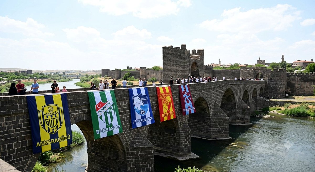 1910ebruu's tweet photo. @nocontextkurd https://t.co/WzmKa2C1Ro