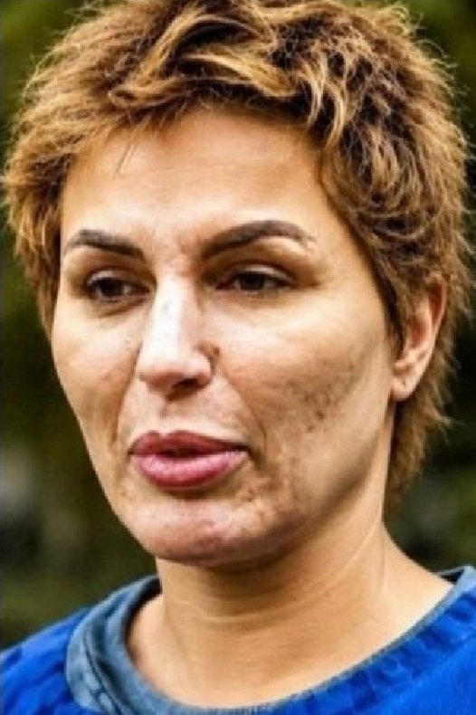 mspbra's tweet photo. Após prisão, Deolane foi obrigada a remover o megahair e cortar o cabelo curtinho e o resultado foi chocante! https://t.co/b5vN6H9k36