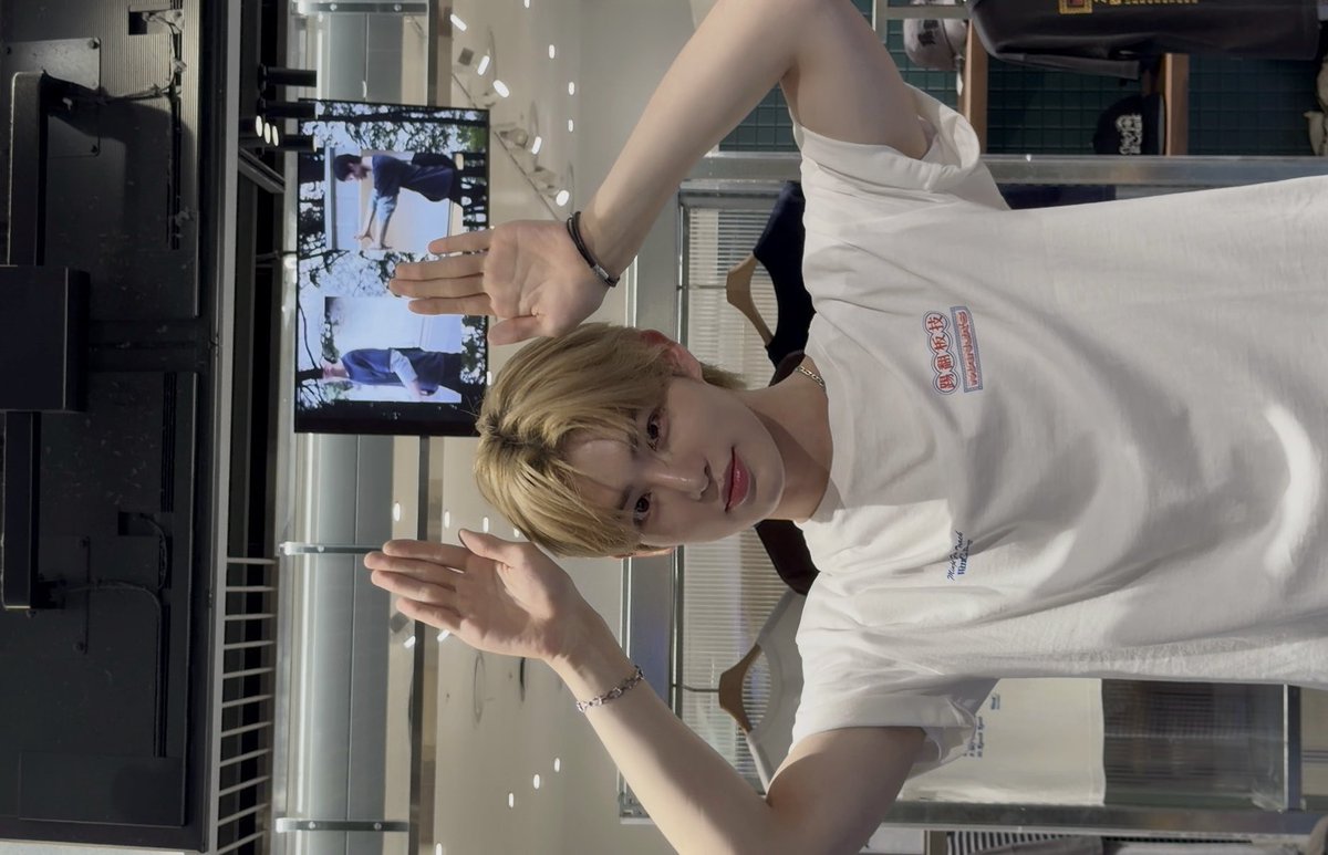 zzunxex's tweet photo. 재밌는거 잔뜩 (⸝⸝˃̶͈    ˂̶͈⸝⸝)💕 https://t.co/iwucGHOo6t