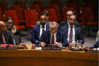US_SrAdvisorAF's tweet photo. Today at the UN Security Council I spoke about the grave situation in Sudan. The United States condemns the ongoing violence and the killing of civilians in the strongest terms, and we call on all parties to the conflict to halt the violence and embark on a path to peace.  This path includes a Humanitarian Truce or ceasefire and support for a civilian-led transition to democratic governance.  The United States commends the Quintet’s (the UN, AU, EU, IGAD, and Arab League) efforts to facilitate Sudanese civilian dialogue in search of a resolution.  I also conveyed the United States’ deep concern over reports of the mobilization of RSF and allied forces that raises the risk of new attacks on civilians.