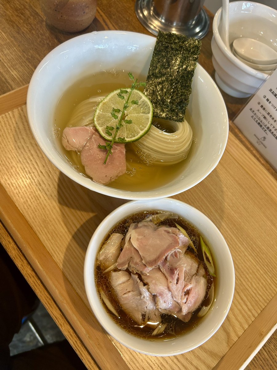 mensta_kitakan's tweet photo. 2026 74杯目
#YOKOKURASTORESTORE@#小山市
#昆布水のつけ麺 大（醤油）ちょい肉増し

毎度のことながら、最高！！の一言です。
昆布のネバネバ具合がもう凄くて、麺お代わりしたくなった、というか毎日食べたい笑
いつもお心遣いありがとうございます。
幸せになる一杯、ごちそうさまでした🍜 https://t.co/piX1AaFP6F