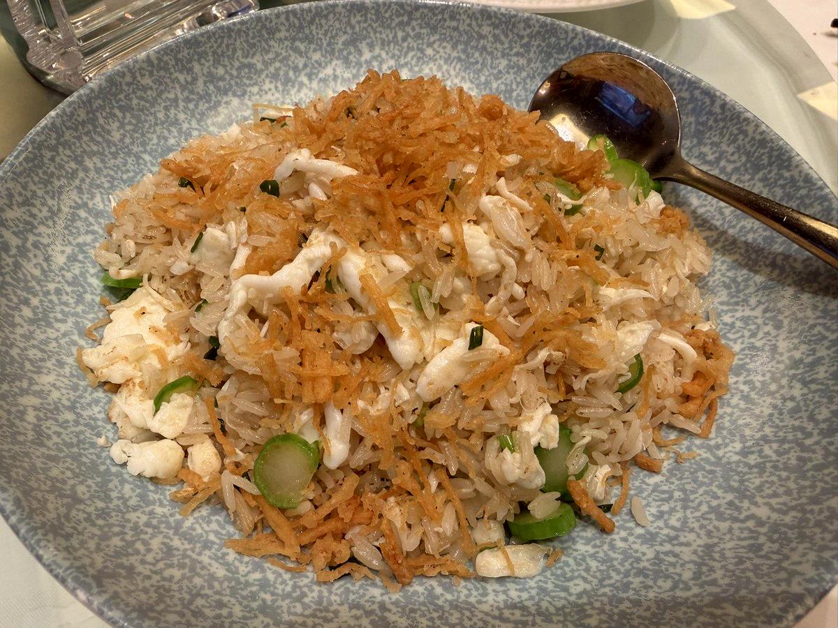 Jeff930211's tweet photo. 昨日同咗班識咗成三十年嘅market戰友喺中環食lunch 🍽️ 佢哋個個都仲喺市場搏緊，雖然大家都升咗呢。交換咗好多料，不過講到政府撐市，大家反應都幾冷淡，感覺同市場完全唔同步。真係唔好淨係信傳媒講嗰套。 https://t.co/9kV5VdqGOc