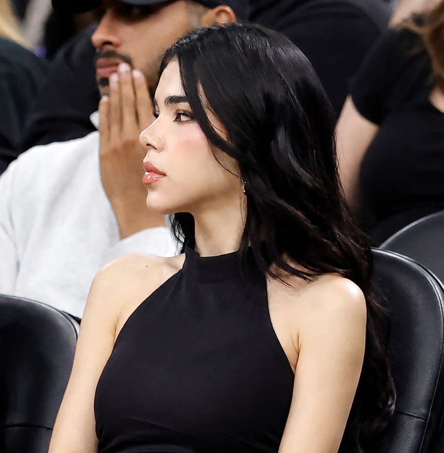 keniaosgallery's tweet photo. insane side profile https://t.co/oXnV3UZWXA