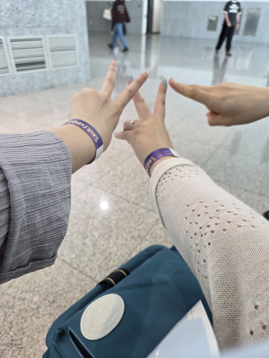 s_________da's tweet photo. 판파왔어요 https://t.co/dxZrcDW67e
