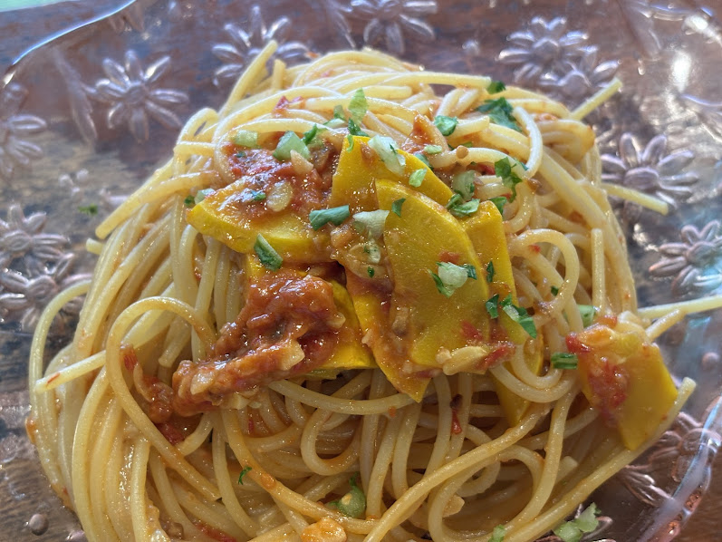 ammazza's tweet photo. https://t.co/K6LDCPVsFe
生のトマトのペーストと生食可能なかぼちゃのコリンキーの組み合わせ、トマトソースとはまた違う雰囲気のペーストは中々の出来です。 https://t.co/3hmNbgpchN