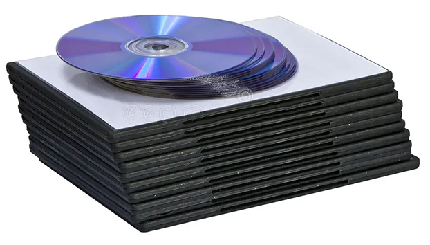 itemgatestudios's tweet photo. my game will come with a physical game in a box...
even if I have to do the hard way...
#physicalgame #indiegame #gta6 https://t.co/ka4TqGp6nl